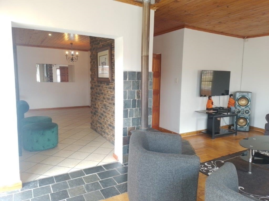 To Let 3 Bedroom Property for Rent in Hunters Creek Western Cape